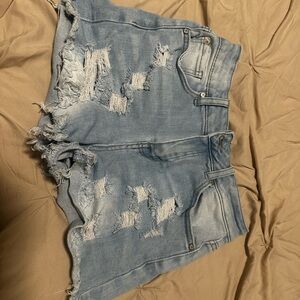 Casual Frayed Denim Shorts in Light Blue